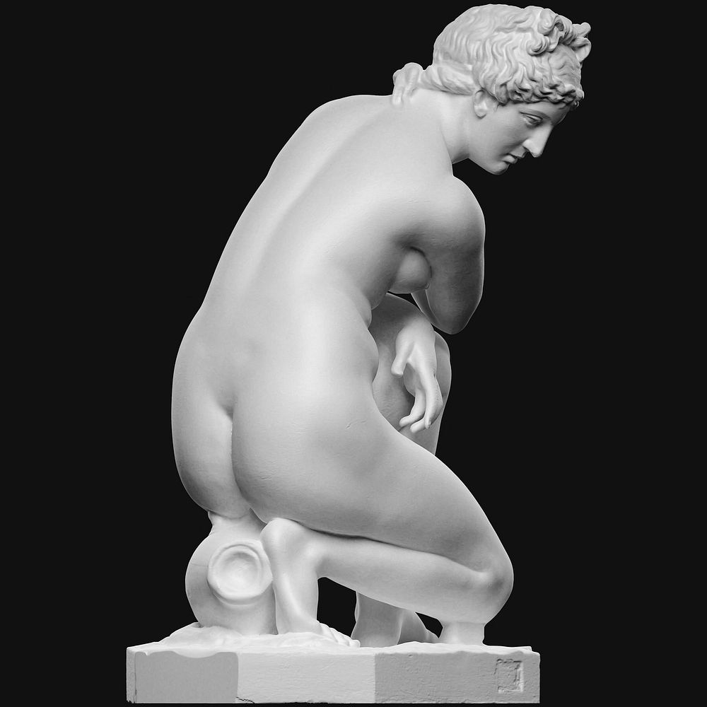 Crouching Venus