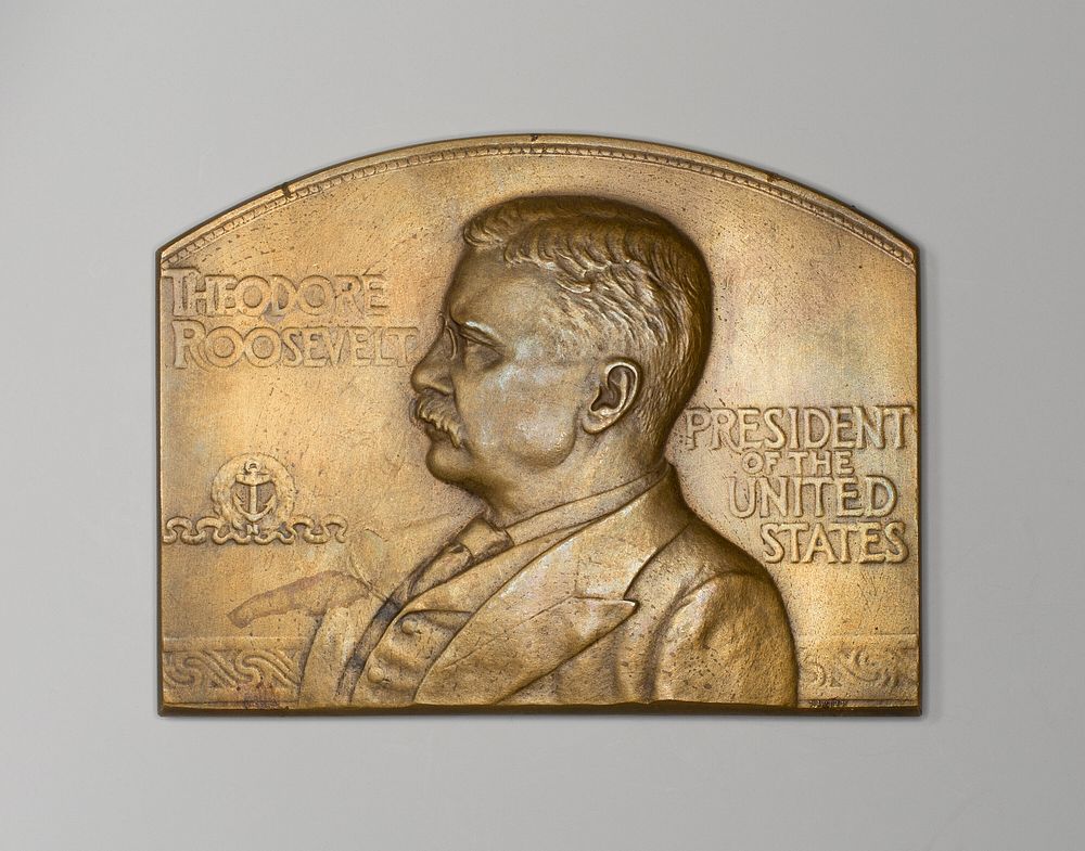 Medal Depicting Departure of United States Atlantic Fleet on Cruise Around the World by Charles Edward Barber