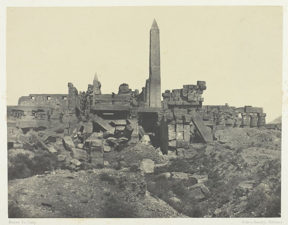Palais de Karnak, Sanctuaire de Granit et Salle Hypostyle; Thèbes by Maxime Du Camp