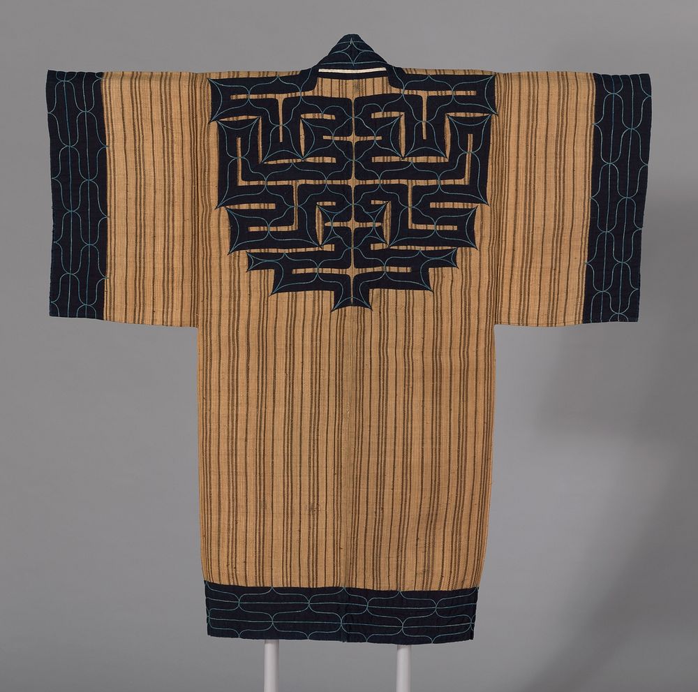 "Attus" Amip (Man's Coat) by Ainu