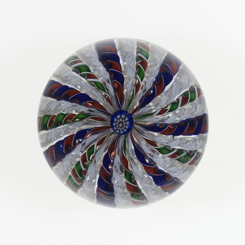 Paperweight by Compagnie de Saint Louis