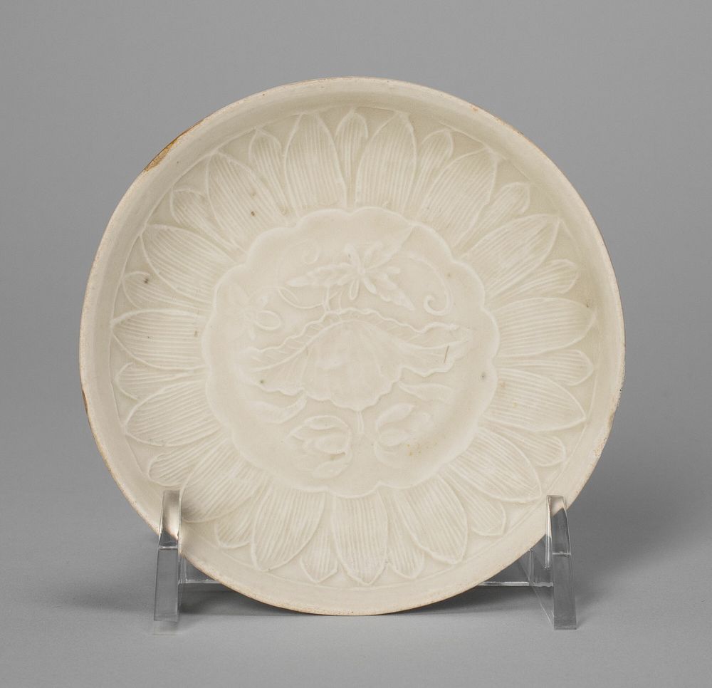 Dish with Lotus Flower and Petals