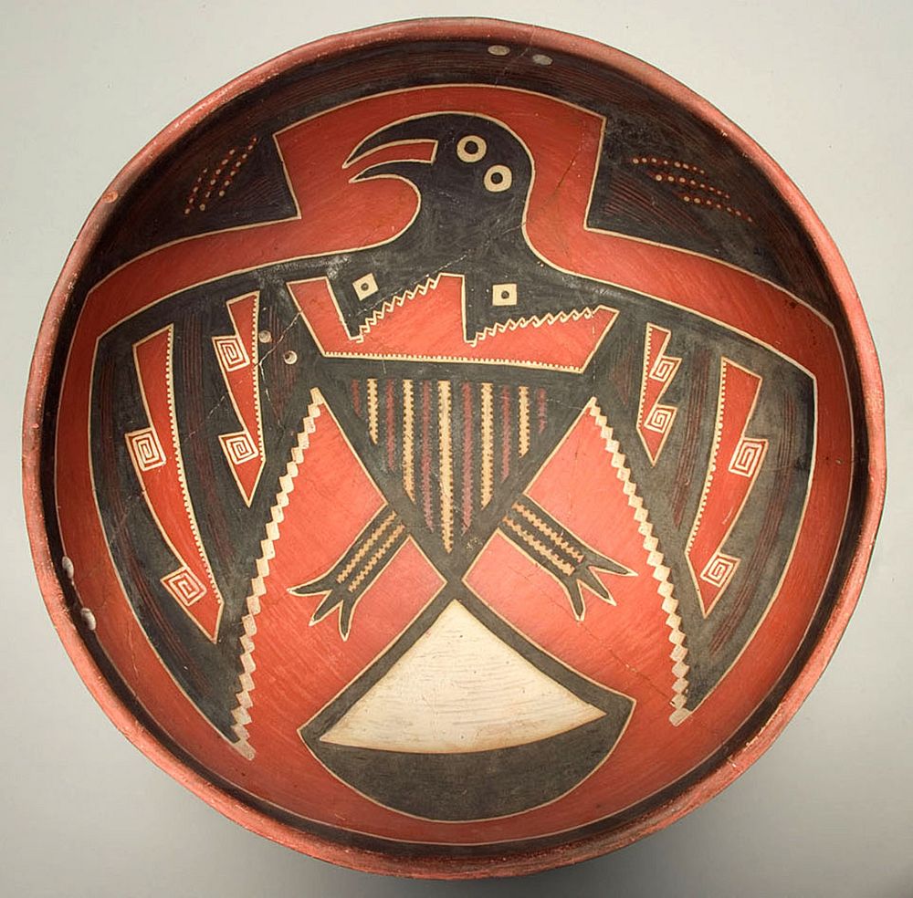 Bowl Depicting a Bird with Outstretched Wings by Cibola
