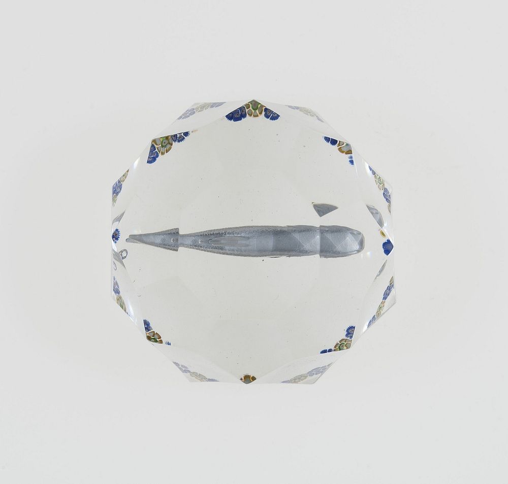 Paperweight by Compagnie de Saint Louis