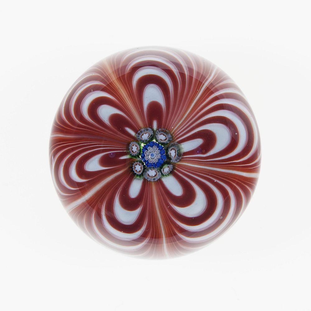 Paperweight by Compagnie de Saint Louis