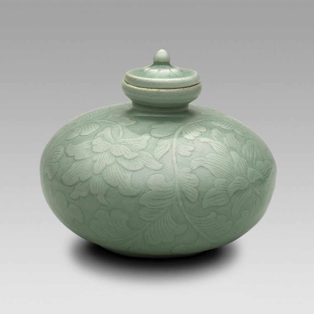 Covered Oil Bottle with Flowering Lotus and Scrolling Leaves