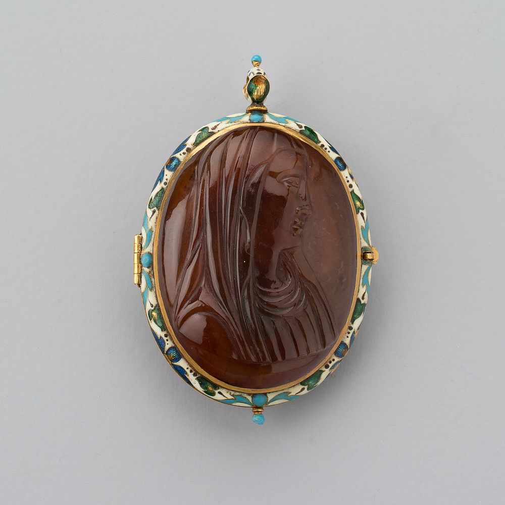 Double-Sided Pendant with Christ and Virgin