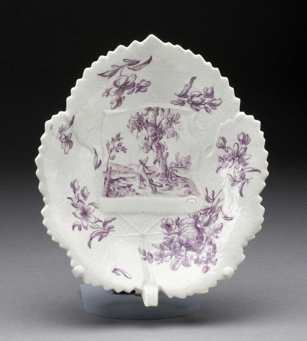 Dish by Worcester Porcelain Factory (Manufacturer)