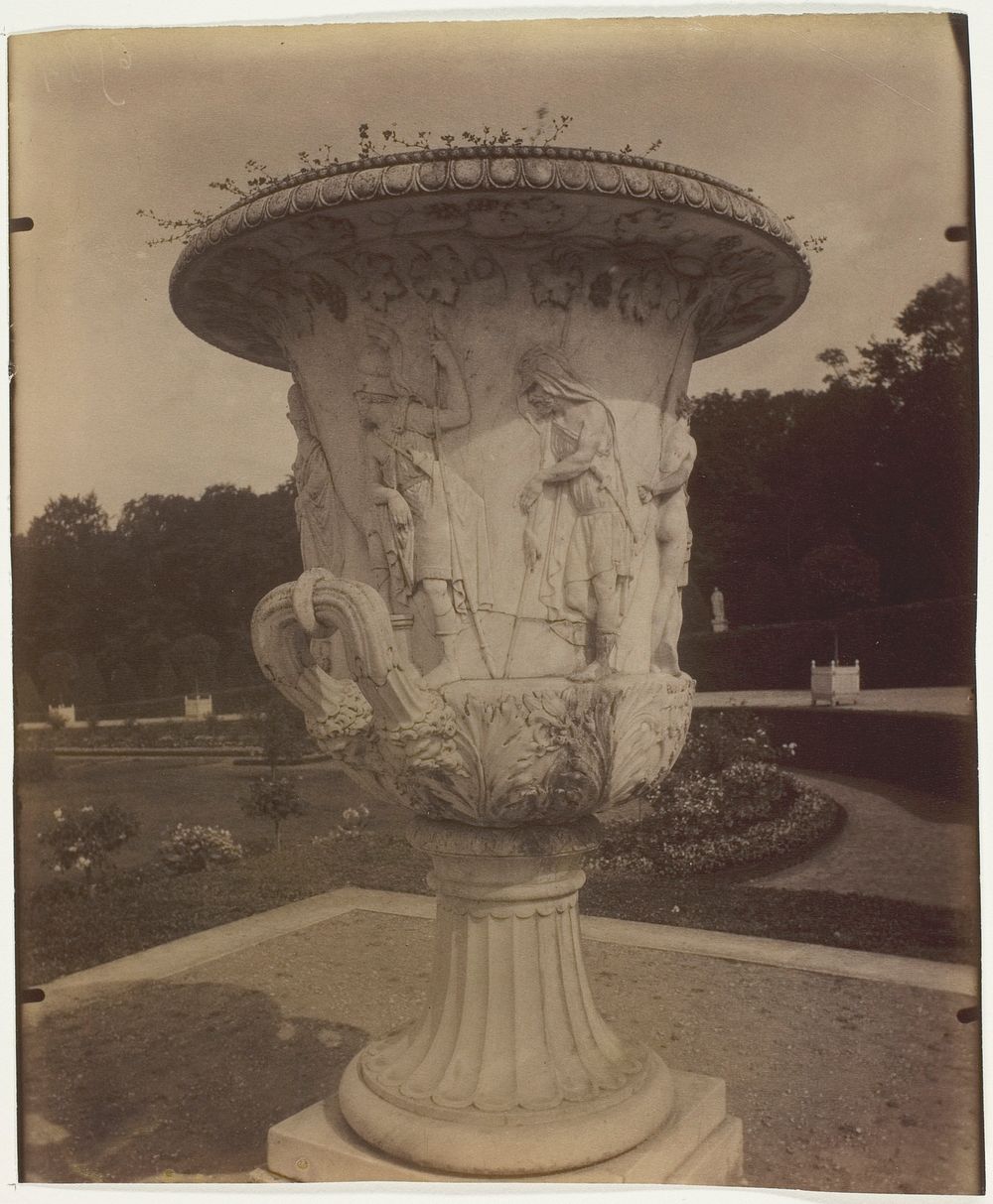 Versailles, (Vase) by Jean-Eugène-Auguste Atget