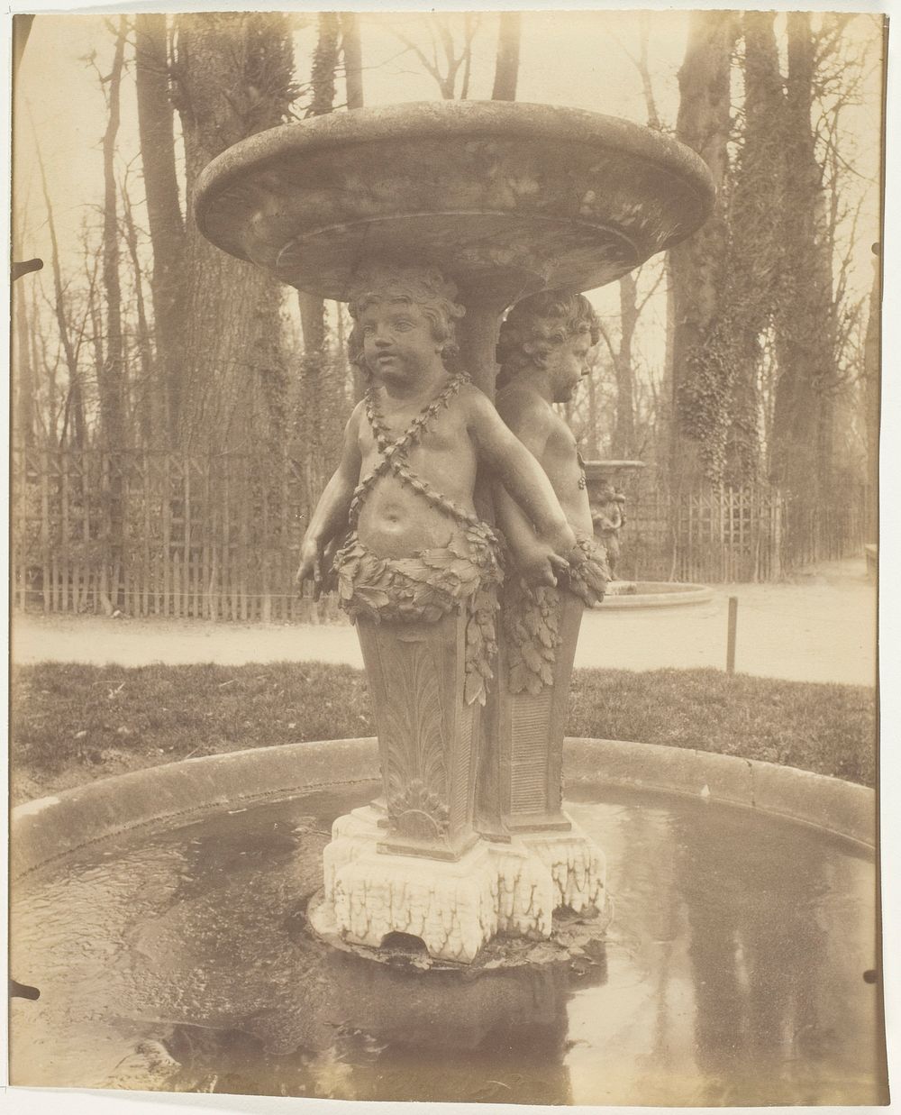 Versailles, Les Marmousets by Jean-Eugène-Auguste Atget