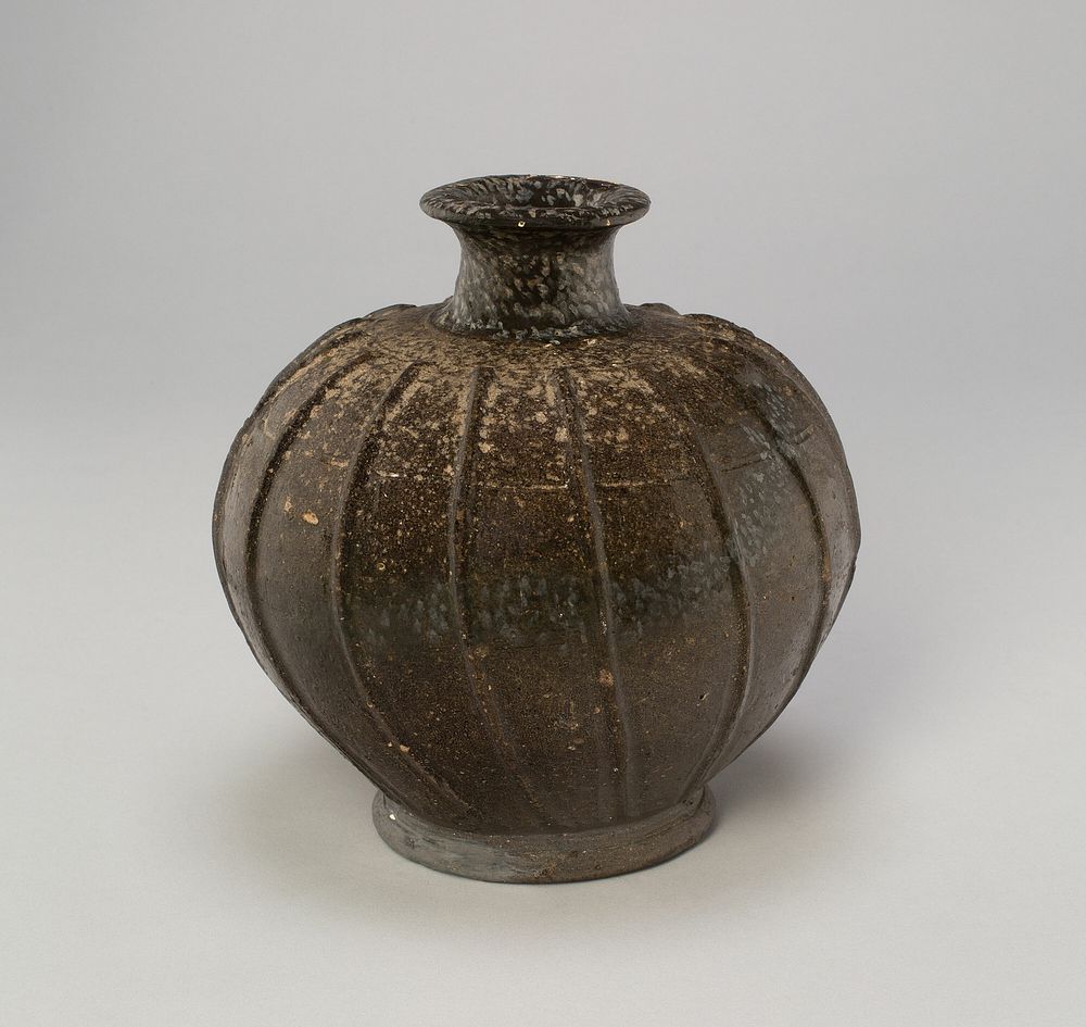 Jar with Vertical Ribs