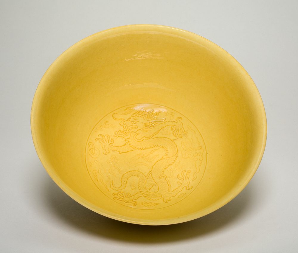 Bowl with Dragons