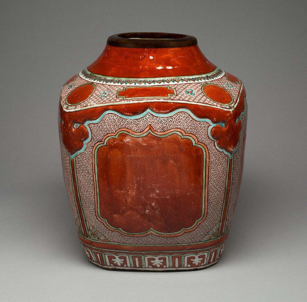 Rectangular Vessel with Truncated Neck