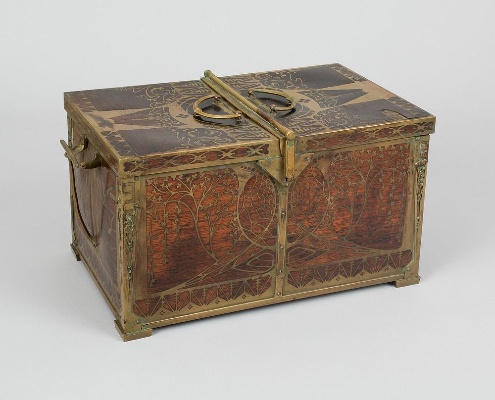 Box by Erhard & Söhne (Manufacturer)