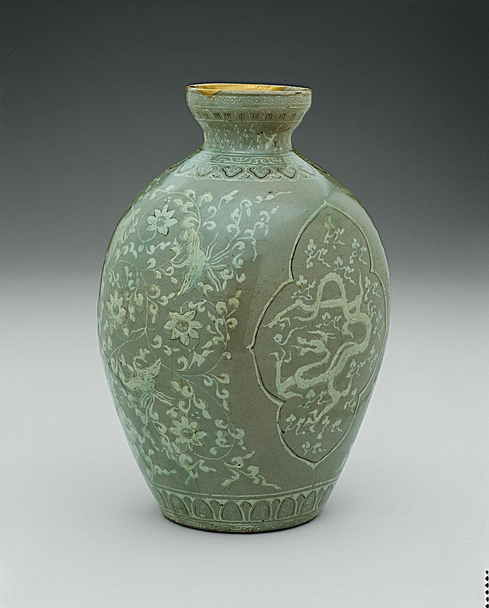Vase with Dragon and Phoenix