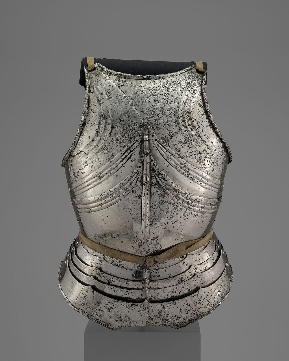 Cuirass (Breastplate and Backplate) in the Late Gothic Style