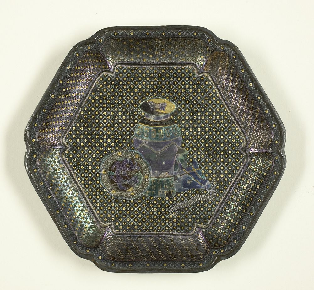 Dish with Images of Antiquities