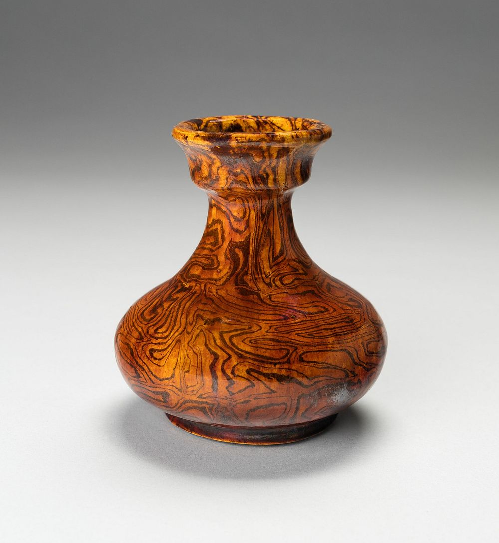 Broad Pear-shaped  Jar with Everted Mouth Rim