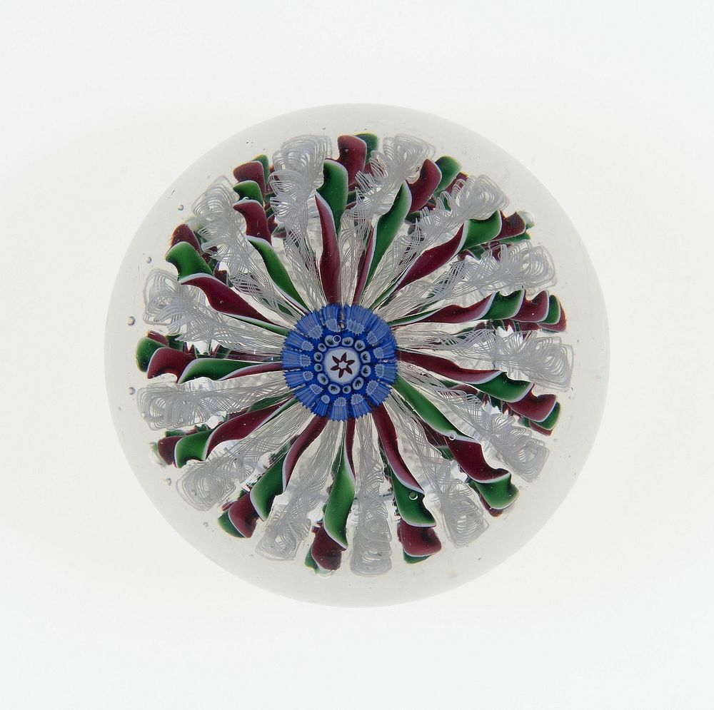 Paperweight by Compagnie de Saint Louis