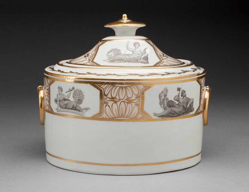Sugar Bowl with Cover by Worcester Porcelain Factory (Manufacturer)