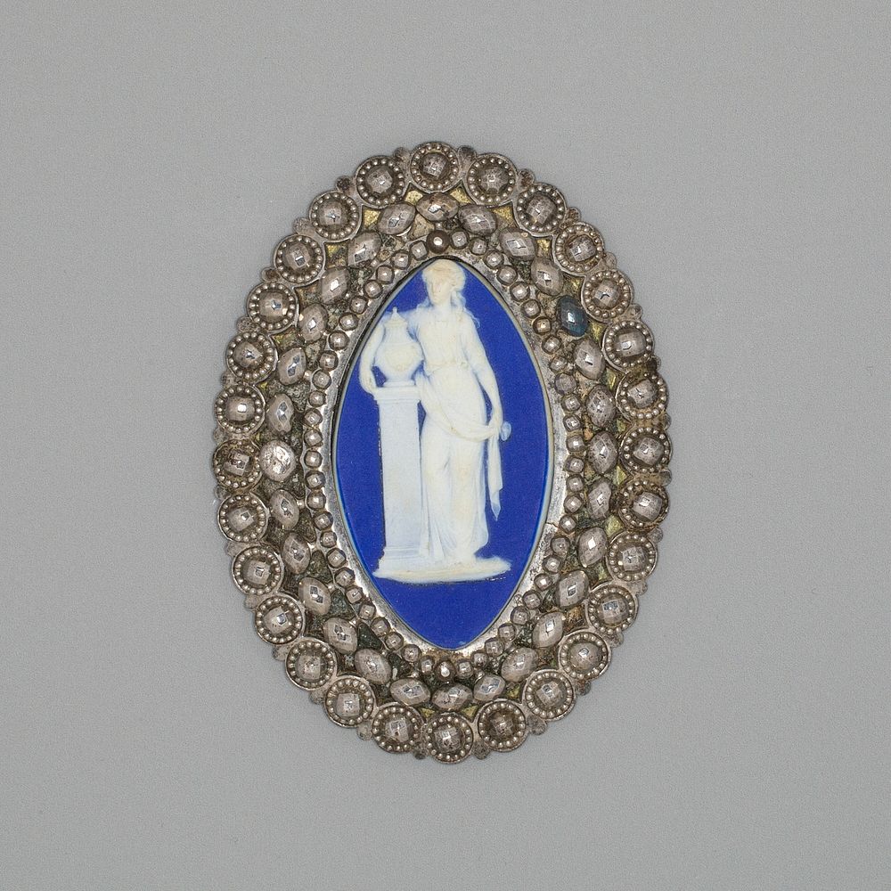 Medallion with Women and Urn by Wedgwood Manufactory (Manufacturer)