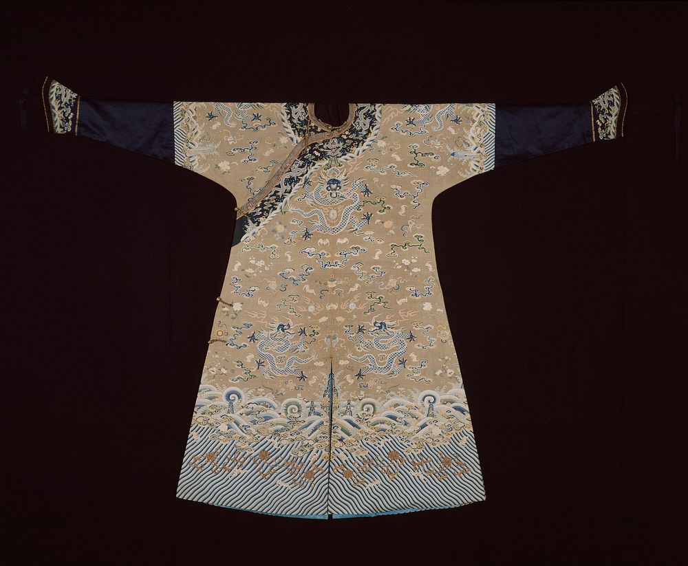 Man's Jifu (Semiformal Court Robe) by Manchu