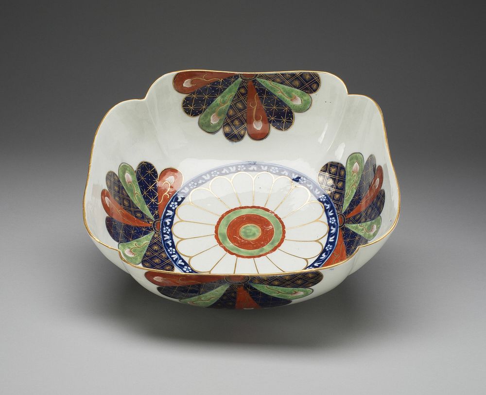 Dish by Worcester Porcelain Factory (Manufacturer)