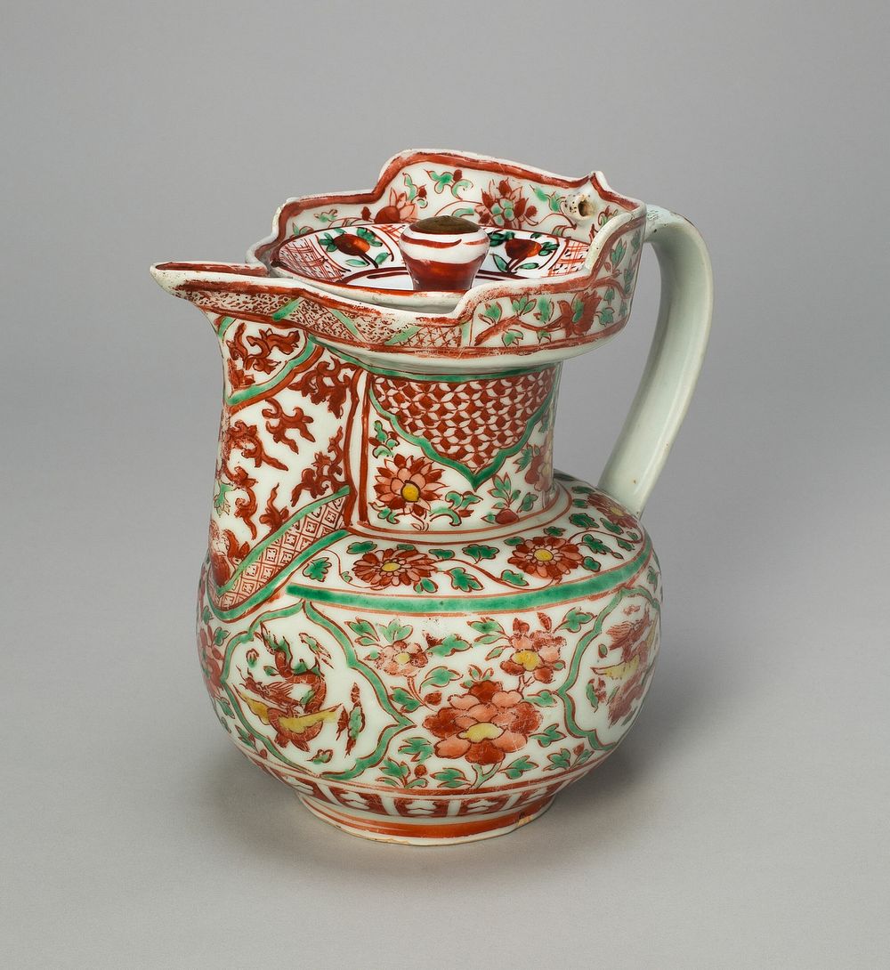 Covered Ewer with Dragons and Peonies