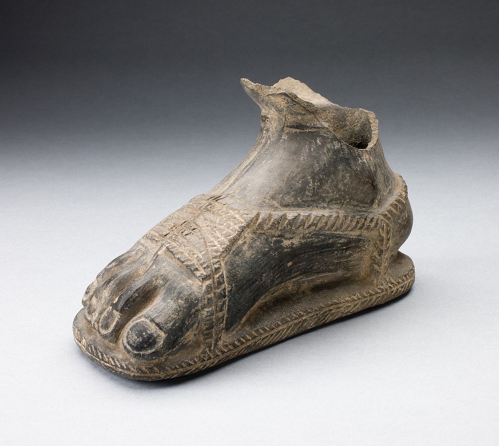 Drinking Vessel in the Form of a Foot by Chimú-Inca