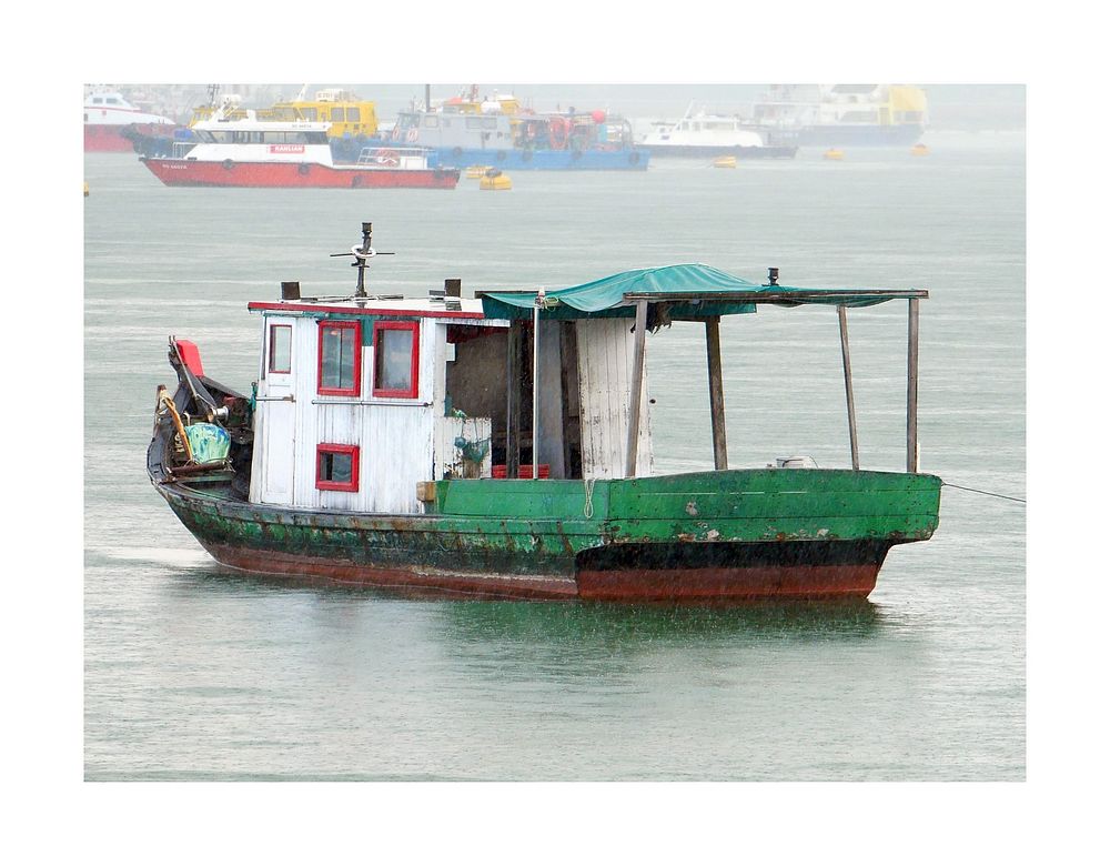 Tongkang boat