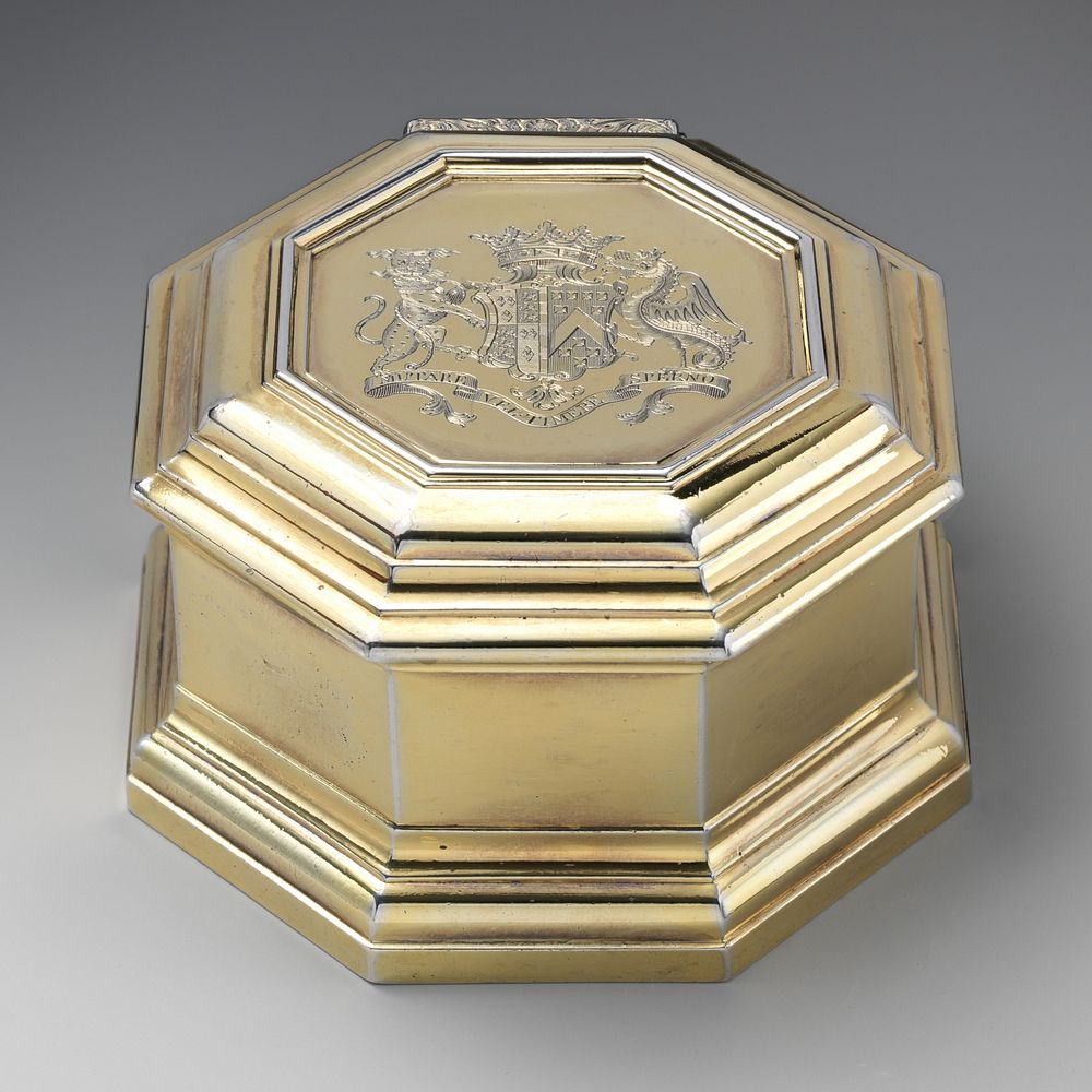 Octagonal box with arms of Henry Somerset-Scudamore, 3rd Duke of Beaufort (1707-1745)