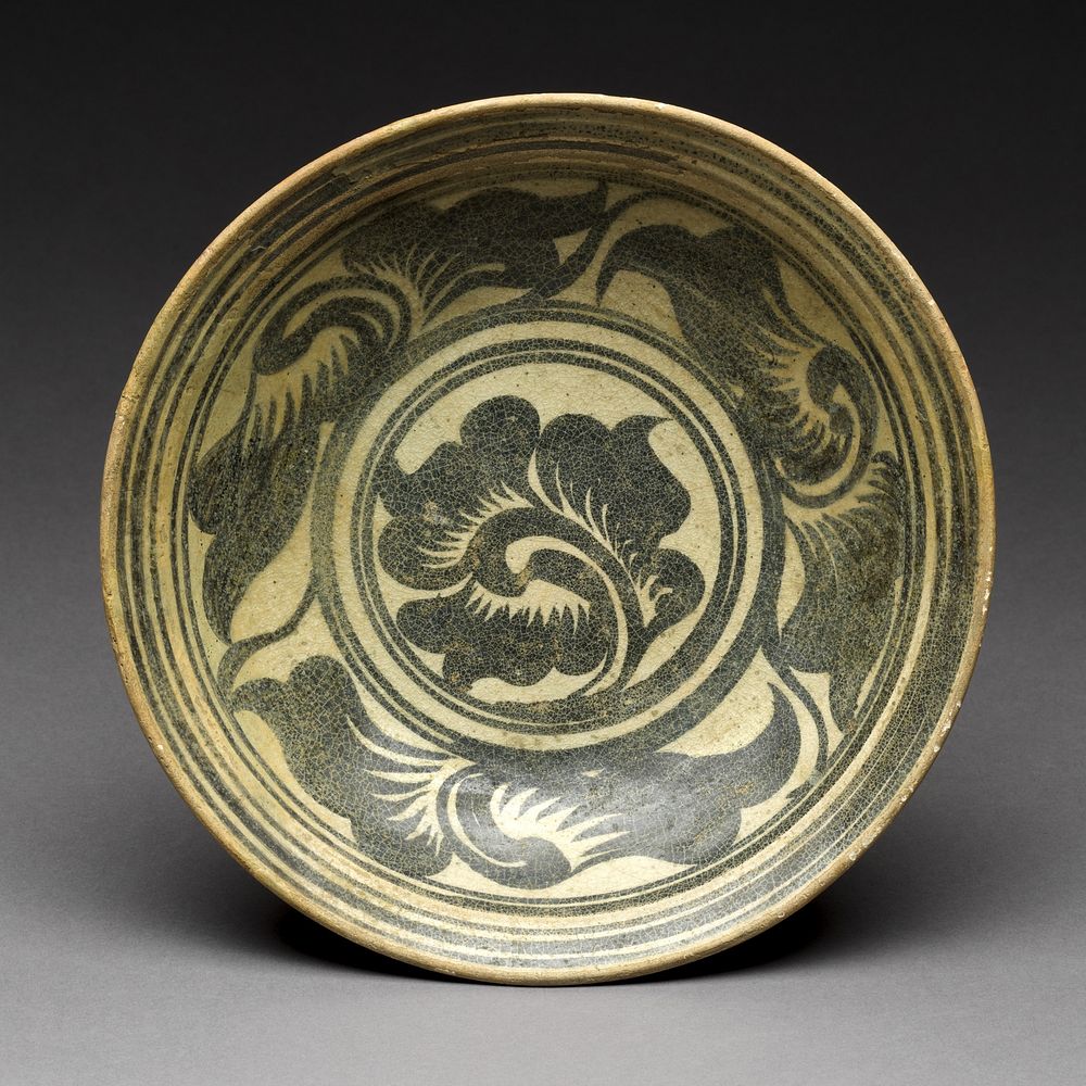 Dish with lotus-leaf design