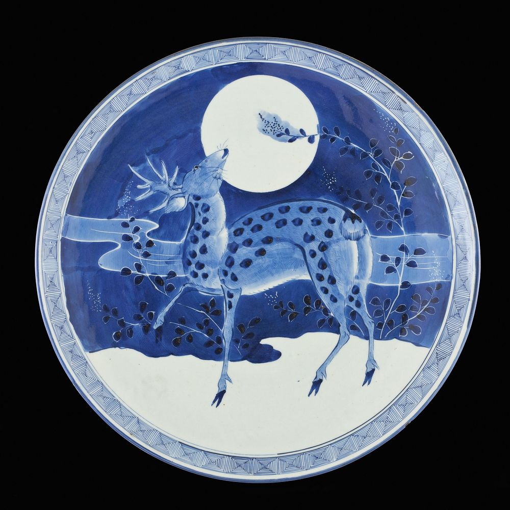 Charger with Design of Deer and Full Moon