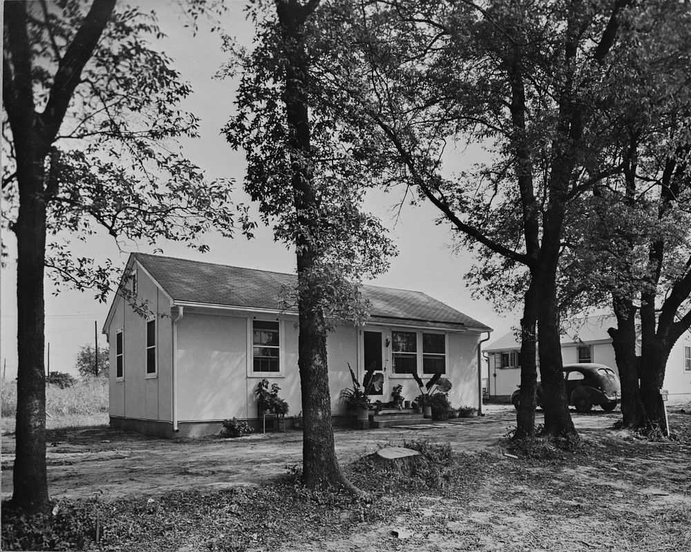 Homes for defense worker. One of the homes for defense workers which the Tennessee Valley Authority is building in the…