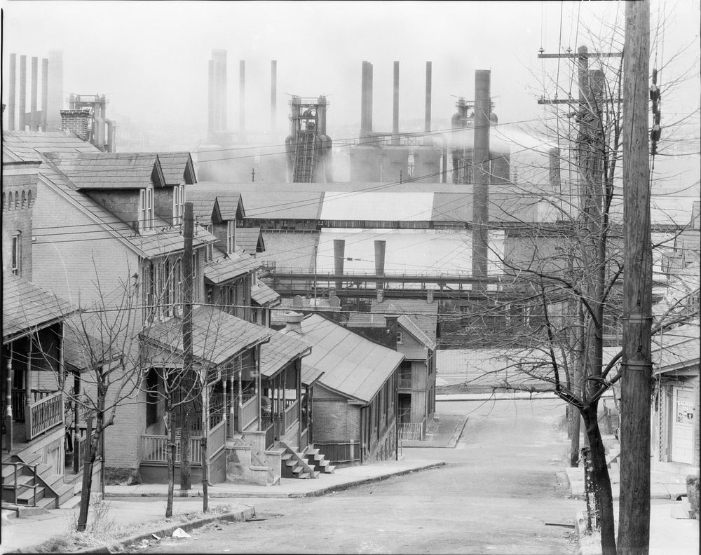 Bethlehem houses and steel mill. Pennsylvania. Sourced from the Library of Congress.