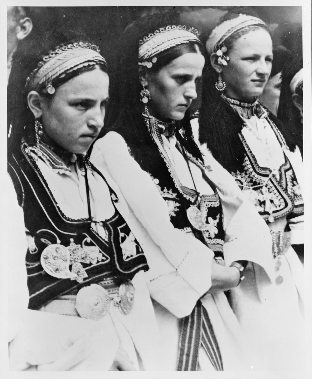 [Three girls in national costumes from Croatia]. Sourced from the Library of Congress.