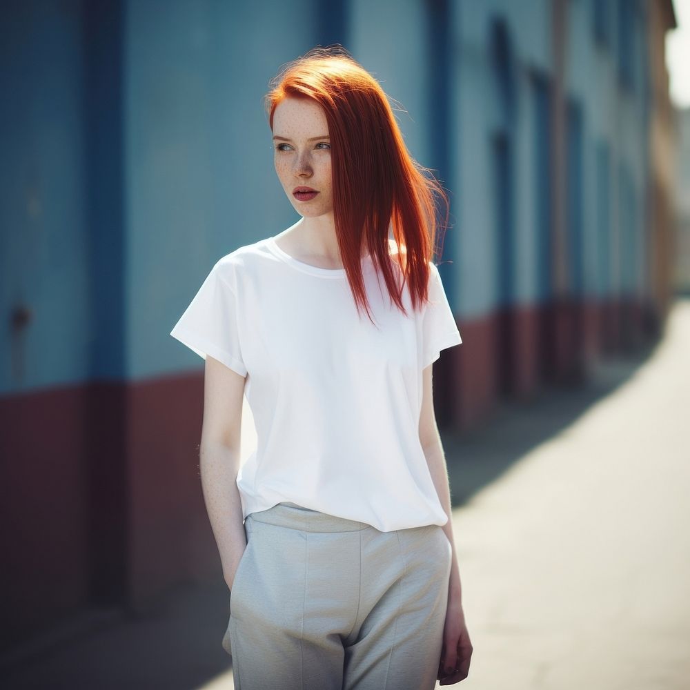 Portrait t-shirt adult white.
