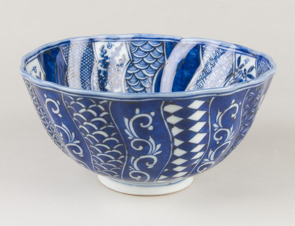 Bowl with geometric pattern, China