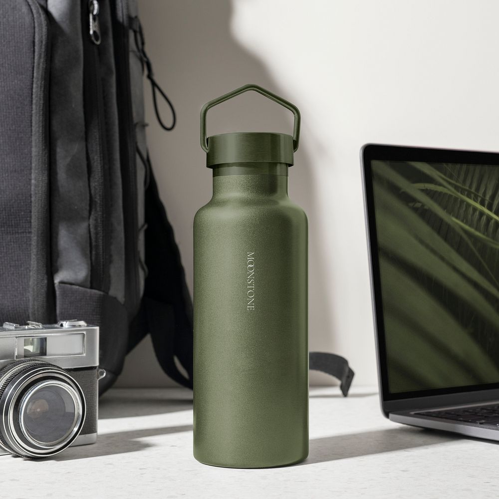 Thermal bottle mockup, minimal product, aesthetic workspace psd