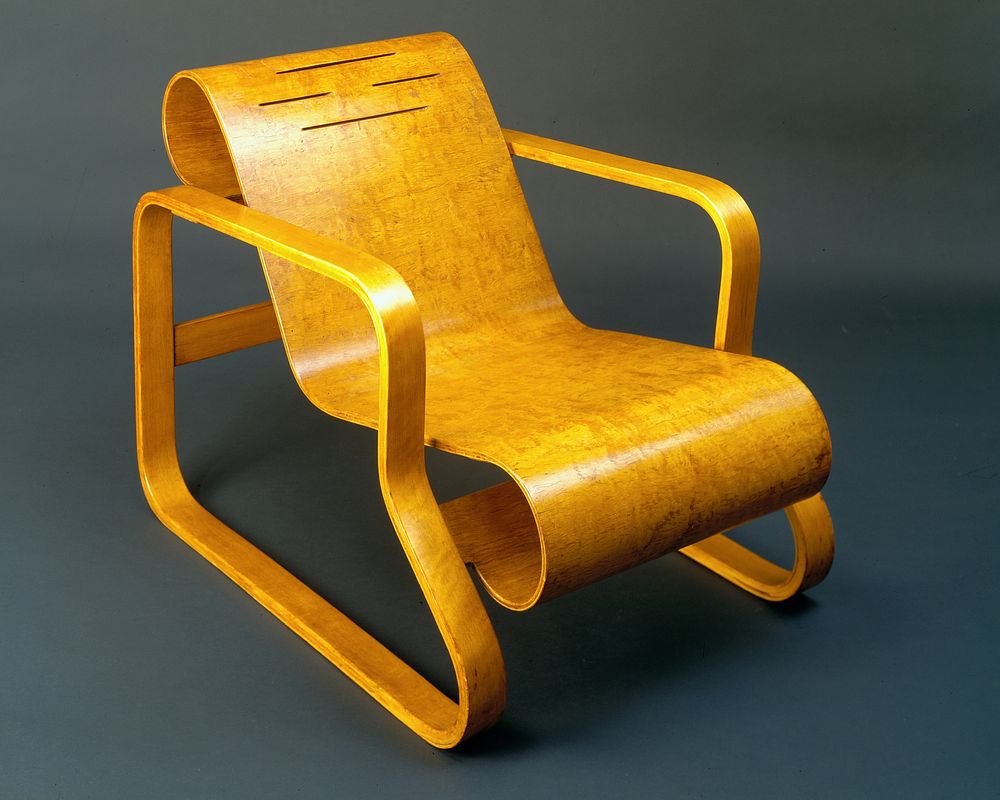 Alvar Aalto's Lounge Chair