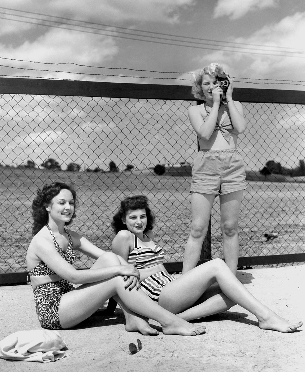 Swimming Pool Oak Ridge 1946