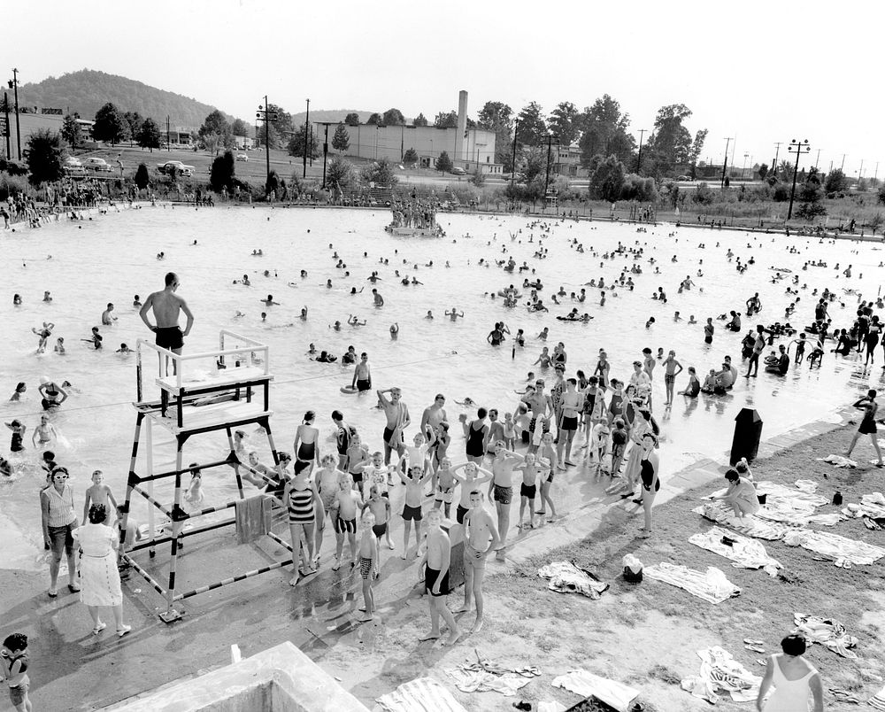Oak Ridge Swimming Pool 1960