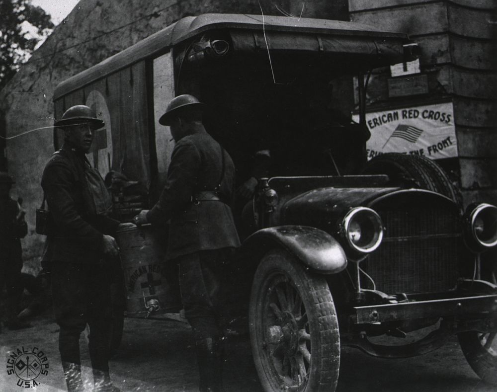 Base Hospital No. 1. Vichy, France: American Red Cross Sending Hot Chocolate to the First Aid Station at the Front.