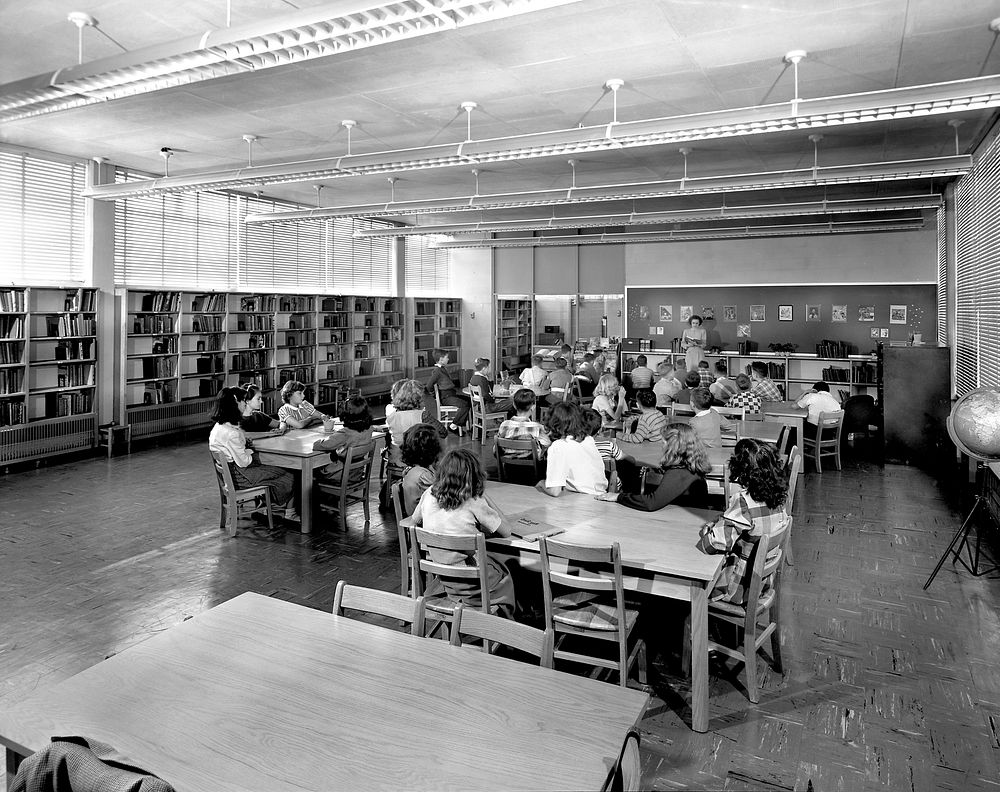Willow Brook School Inside Oak Ridge 1949