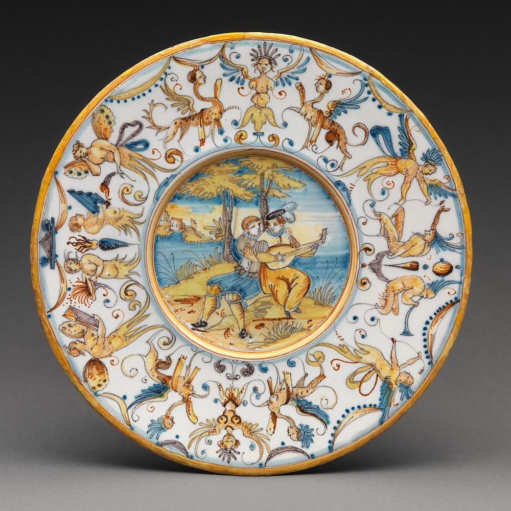 Plate with two lovers