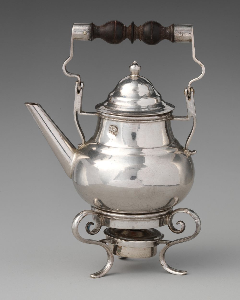 Miniature kettle with cover, stand, and lamp