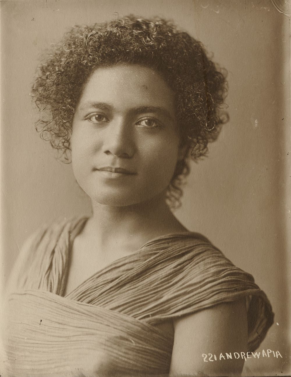 Samoan woman (1890-1910) by Thomas Andrew.