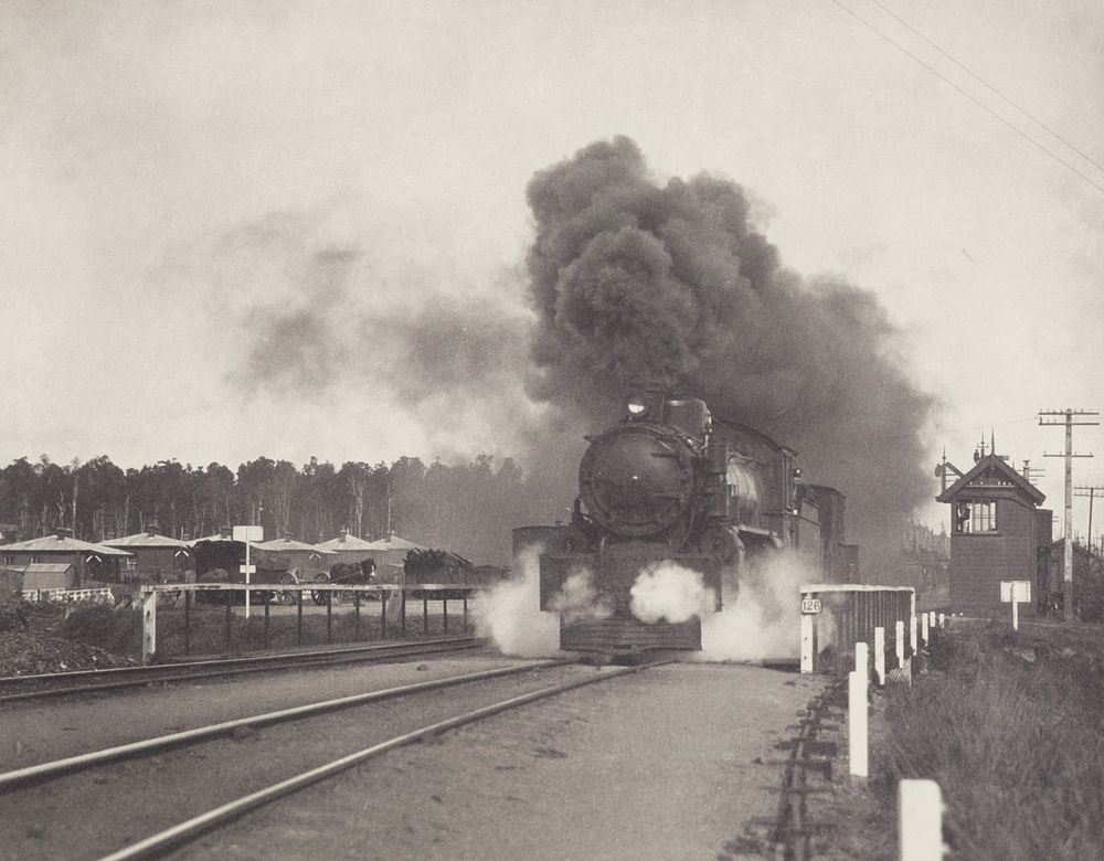 The "Limited" leaving Oakune (sic), North Island main trunk railway, N.Z.. From the album: Record Pictures of New Zealand…