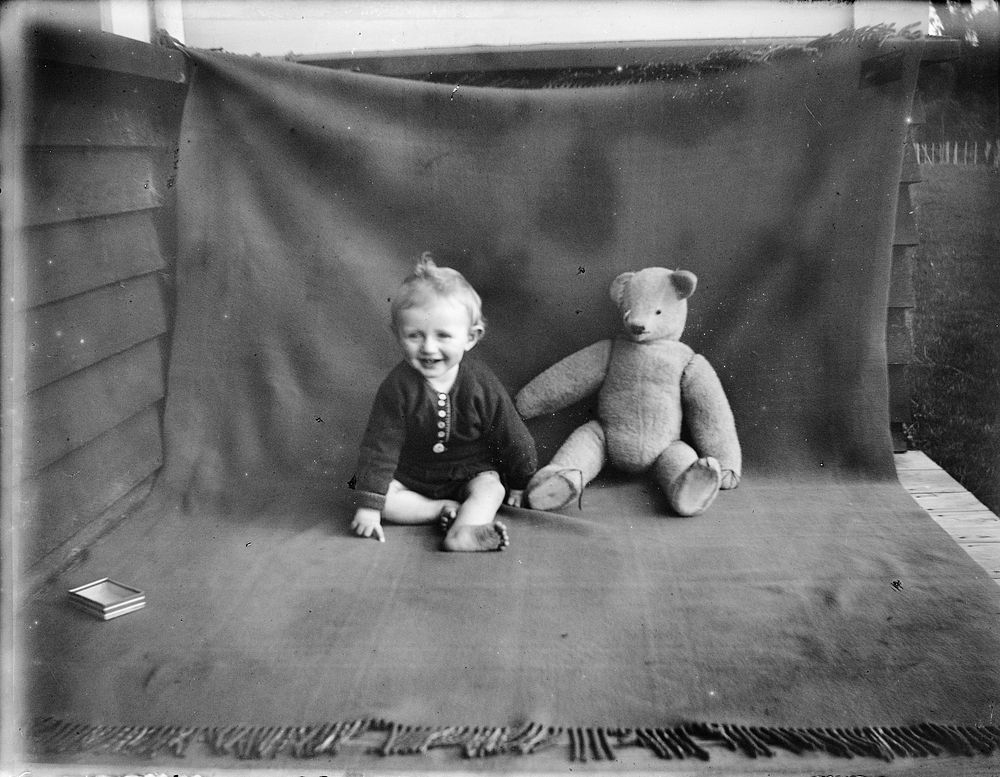Teddy can't smile (14 September 1919) by Leslie Adkin.