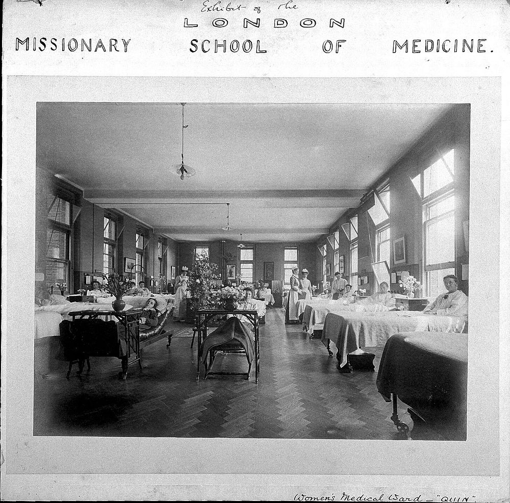 London Missionary School of Medicine: women's medical ward or Quin ward. Photograph.